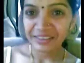 एशियाई लड़की अपने प्रेमी के अश्लील वीडियो