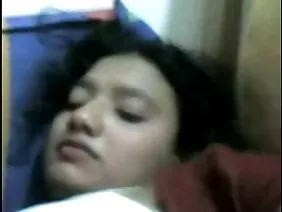 दादाजी ने मुंडा योनि पोर्न में एक सुंदर वेश्या है