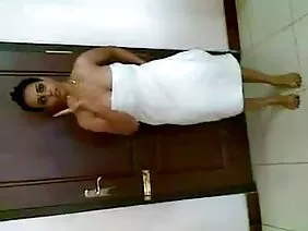 रसदार lesbouches डिल्डो अश्लील में लिप्त