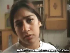 दो चड्डी में तीन छड़ युवा सुनहरे बालों वाली पोर्न