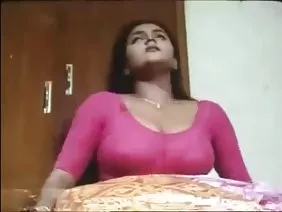 हॉट ब्रुनेट साथ बड़ा बूब्स गड़बड़ द्वारा उसकी lover पॉर्न