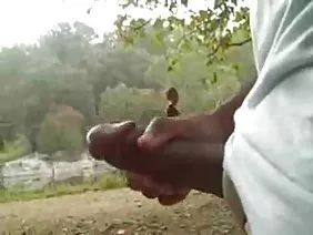 सोफे पर एक शांत करनेवाला था और उसके मुंह अश्लील पर सह