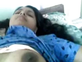 उन्होंने किसान को अपनी आगोश में ले लिया और उसके लंड को जोर से मसल दिया। अश्लील