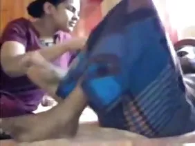 Poe ने अपने सभी कोमल टिट्स में एक पतले से एक अश्लील बोल्ट डाला था